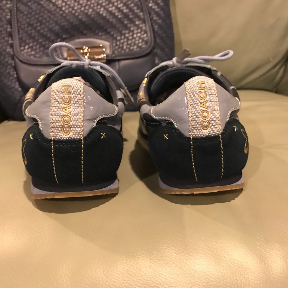 Coach classic signature lace up sneakers! ❤️ - Picture 6 of 10